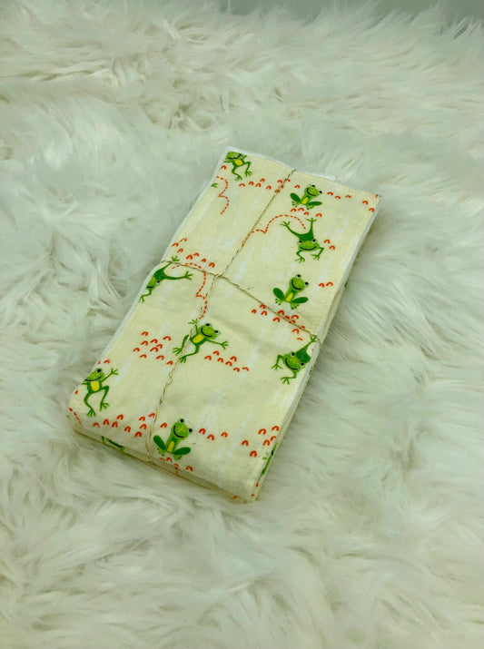 Frogs with Hearts Burp Cloth Set