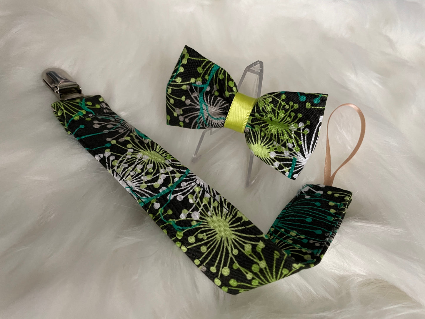 Green Floral - Bow and Pacifier/Toy Tether Matching Set