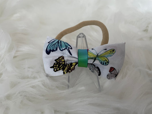 Butterflies on White - Bow