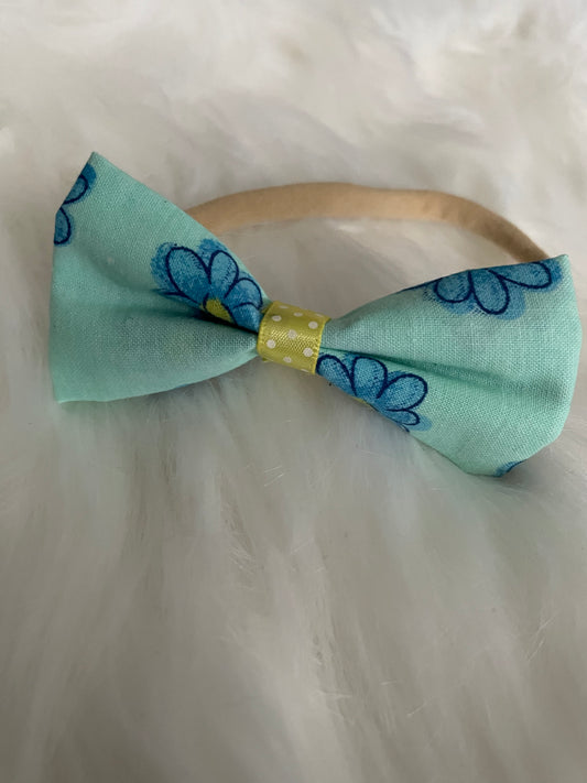 Blue Daisy - Bow