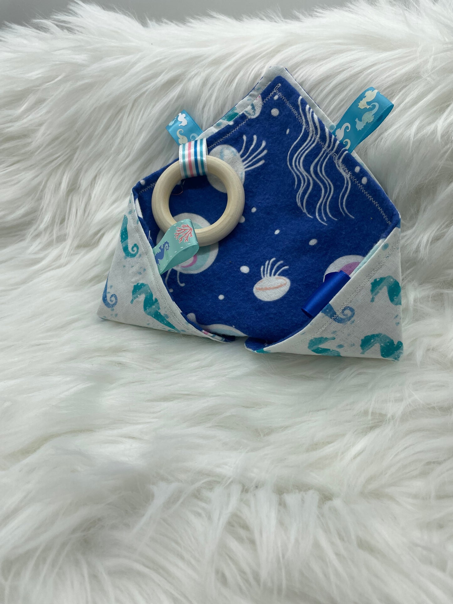 Jelly Fish - Crinkle Tag Sensory *Glows in the Dark*