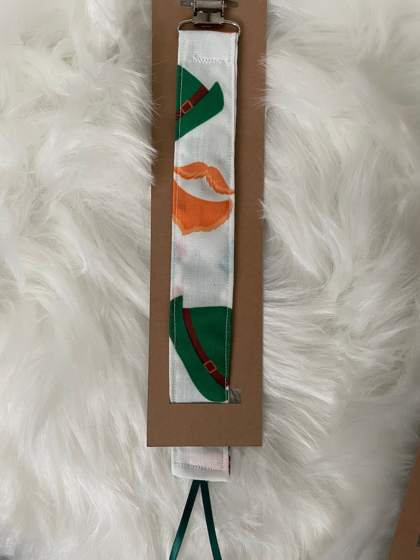 Lucky Shamrocks- Holiday Pacifier/Toy Tether Individual