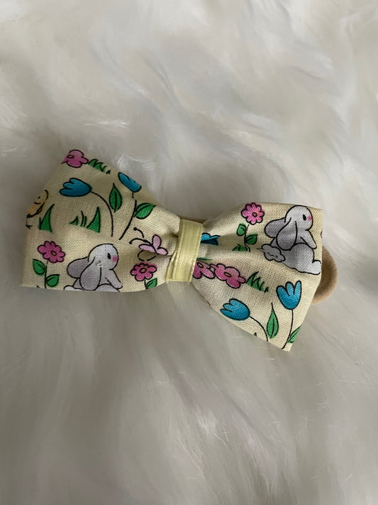 Bunny Trail -Holiday Bow