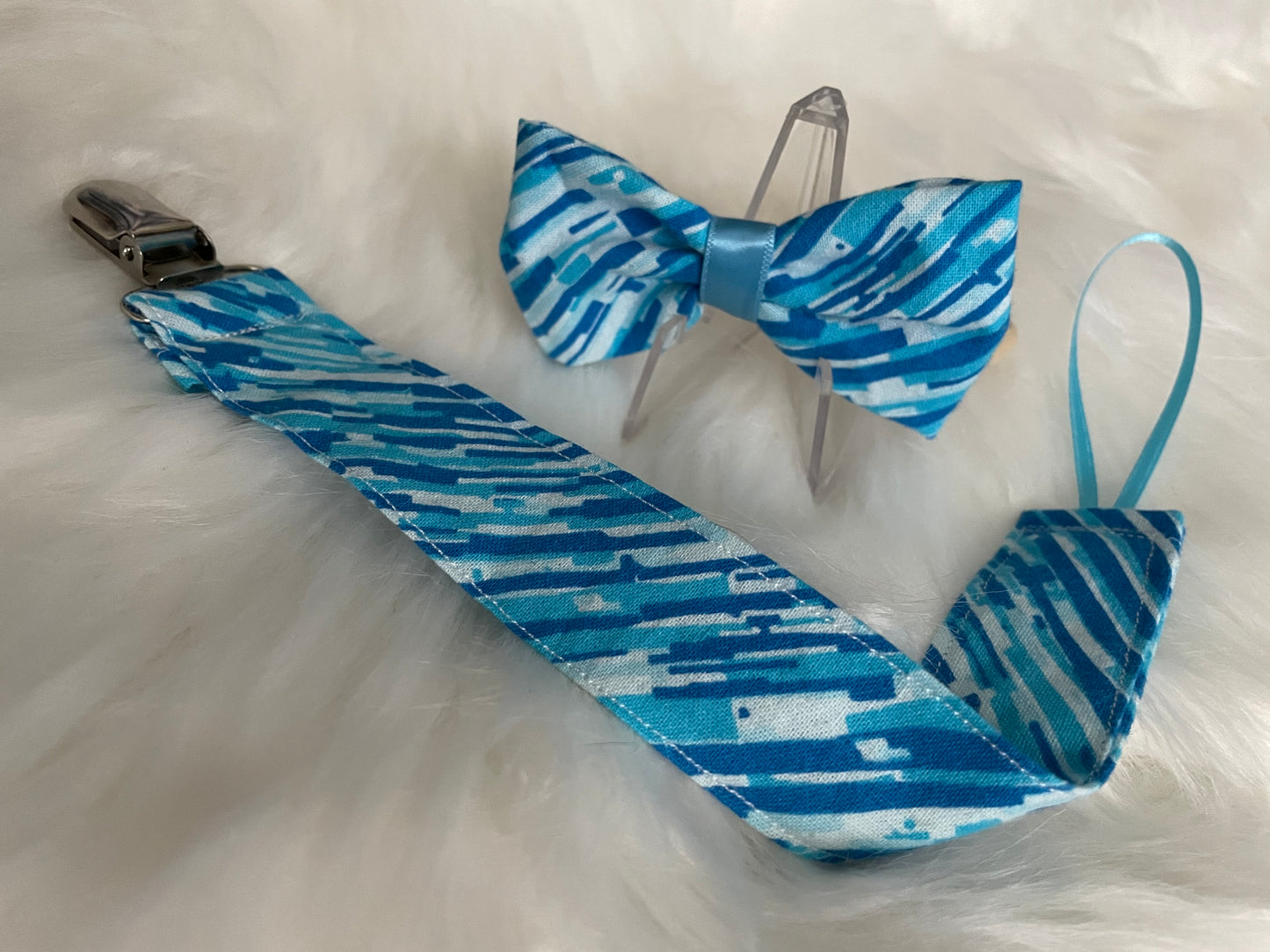 Icy Blue - Bow and Pacifier/Toy Tether Matching Set