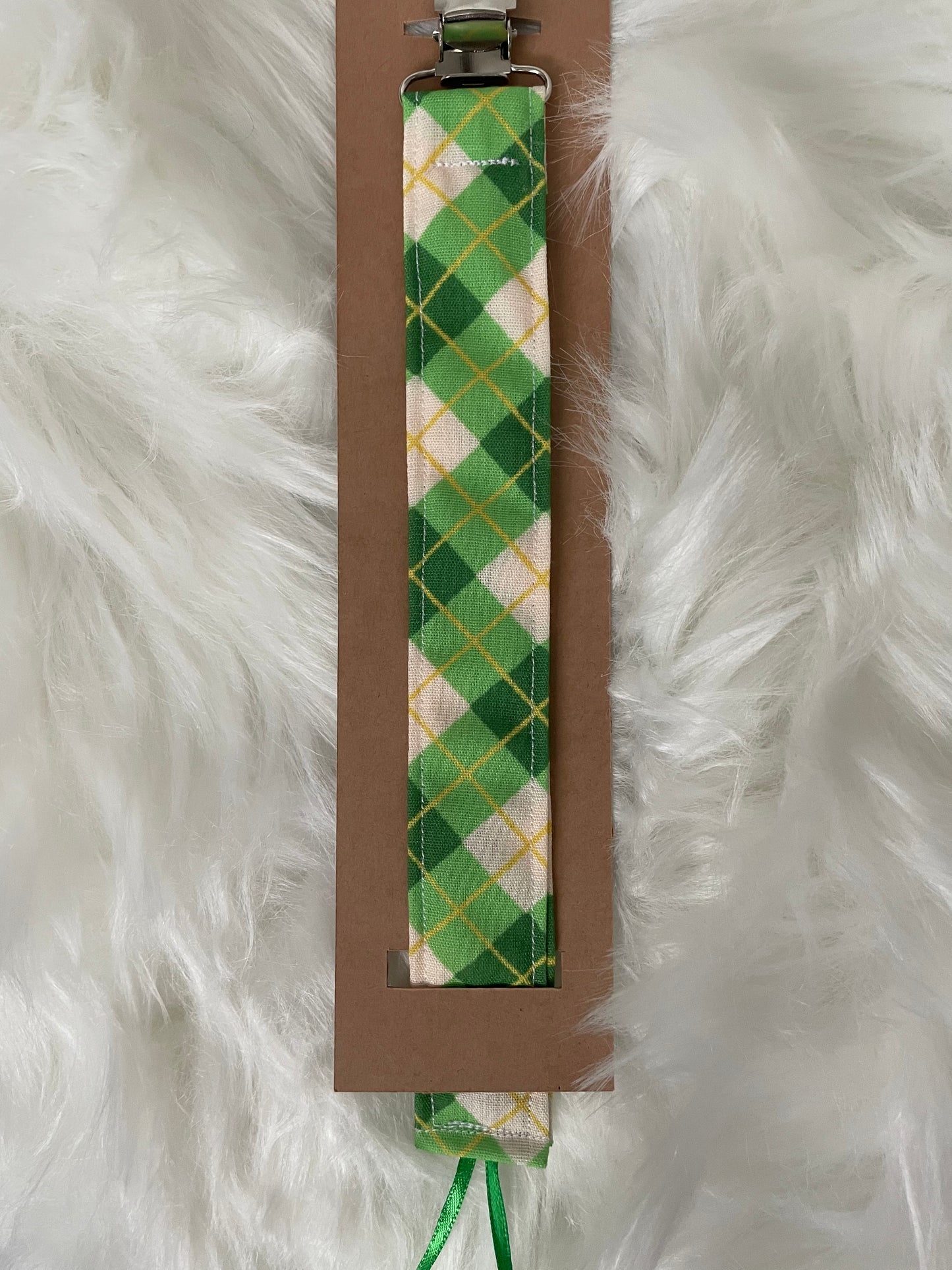 Lucky Shamrocks- Holiday Pacifier/Toy Tether Individual