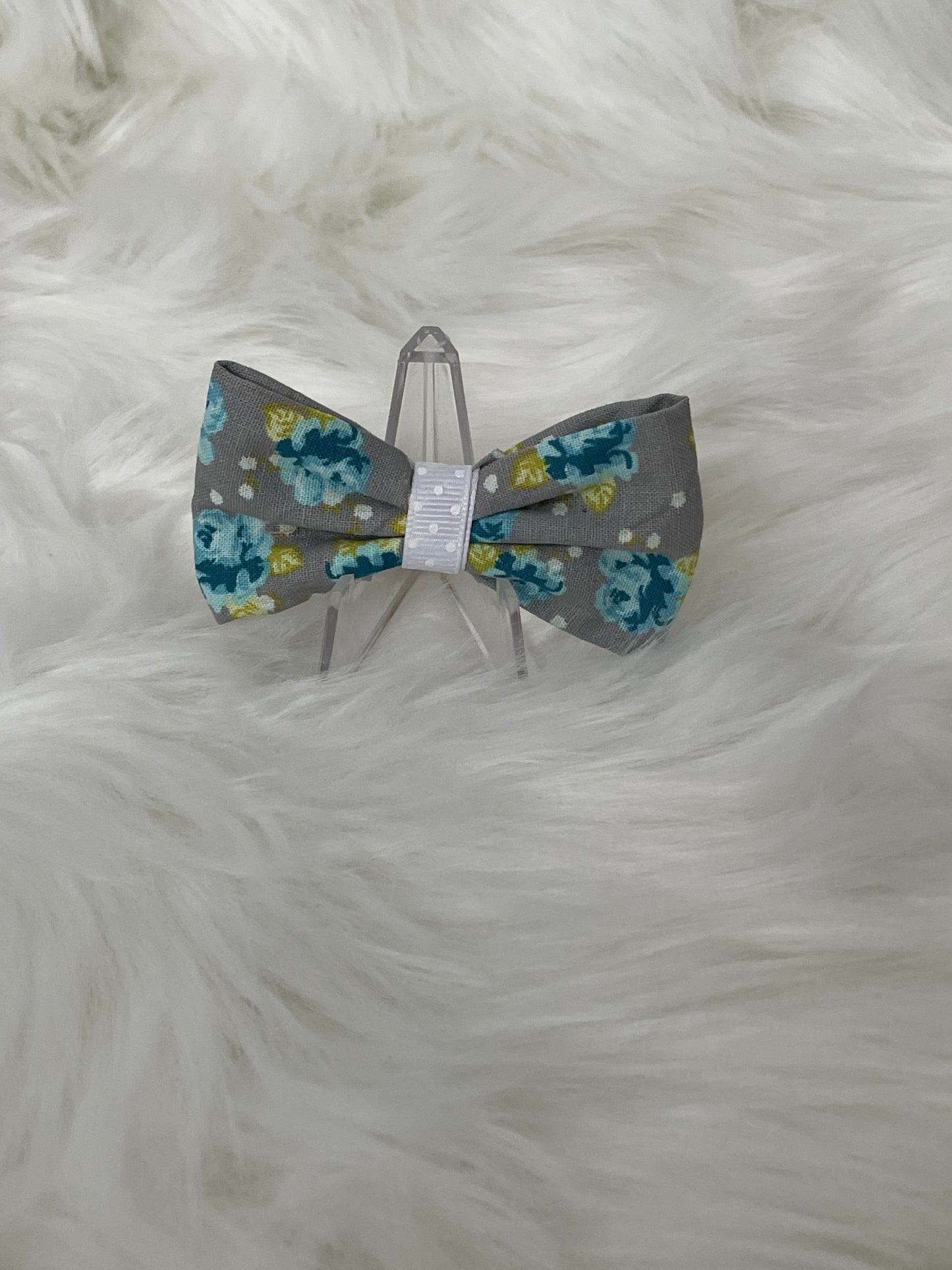 Blue Floral on Grey - Bow