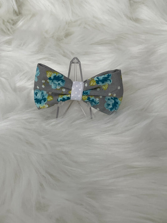 Blue Floral on Grey - Bow